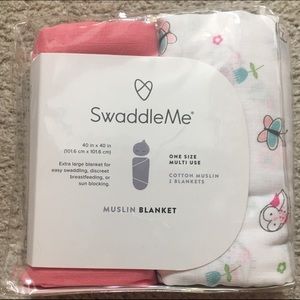 SwaddleMe muslin blanket